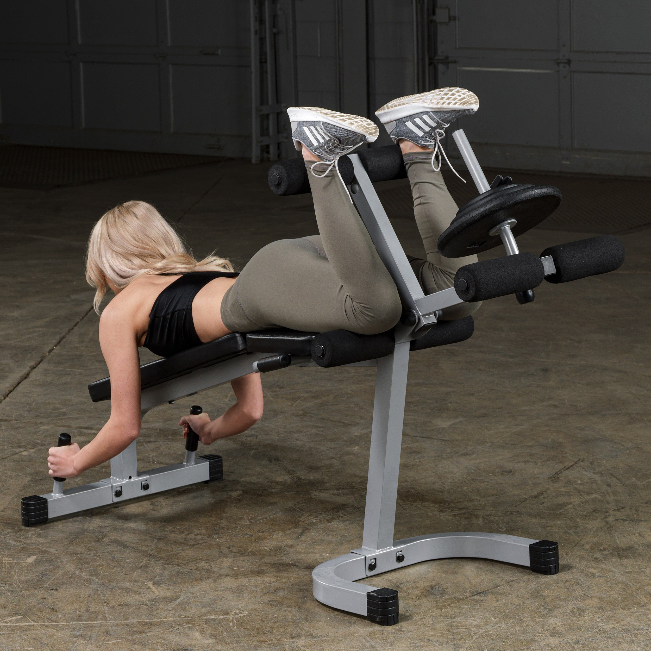 Body-Solid Powerline Leg Extension & Curl Machine