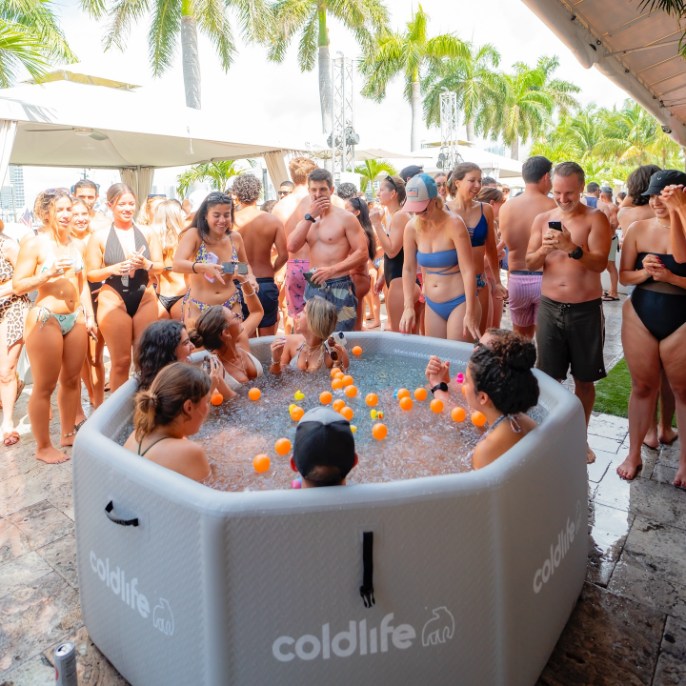 Cold Life Ultimate Party 6-8 Person Cold Plunge