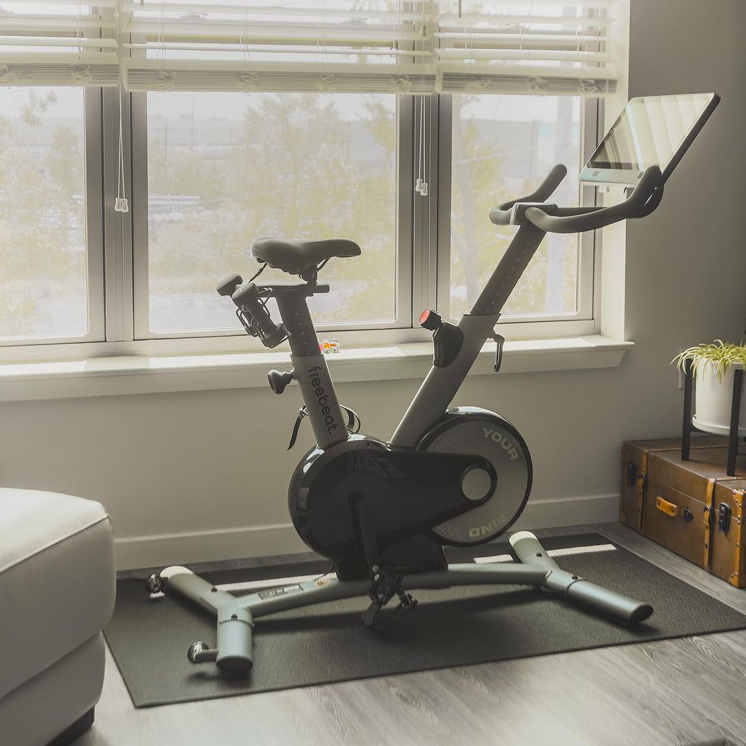 ZiahCare's Freebeat Boom Stationary Exercise Bike Lifestyle Mockup Image 15