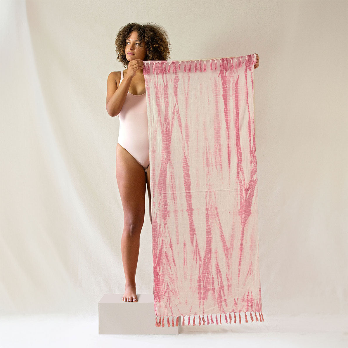 Oko Living Rose Quartz Shibori Naturally Dyed Herbal Yoga Towel