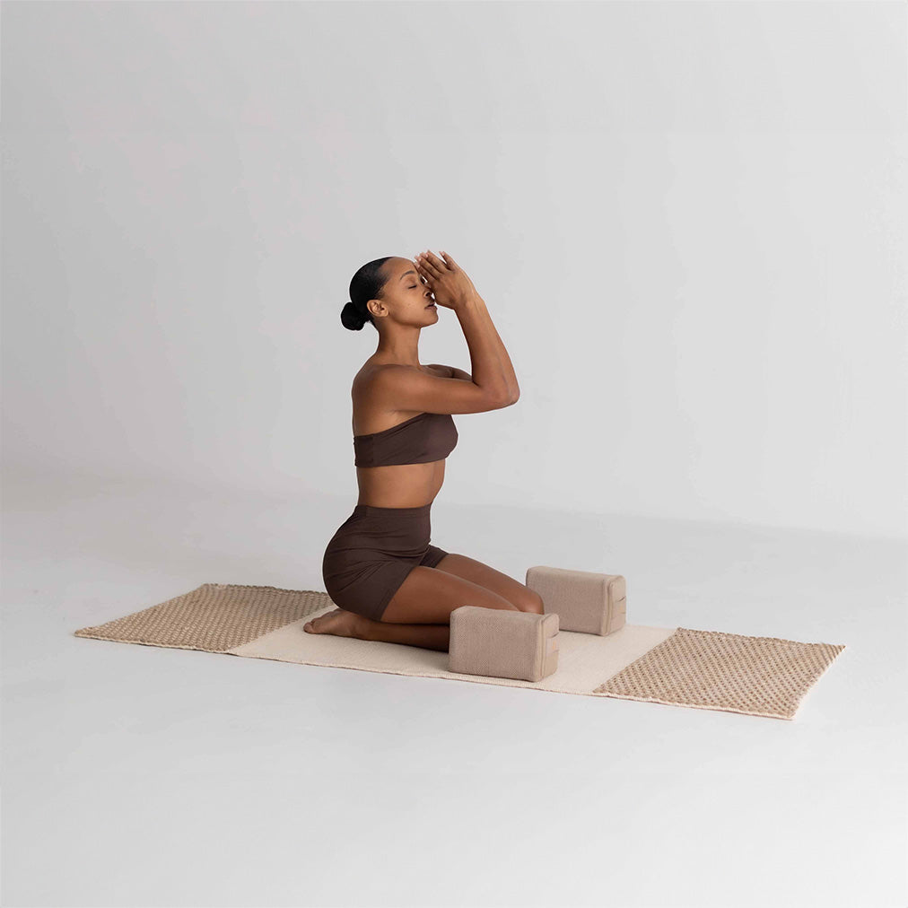 oko living yoga blocks clay 3